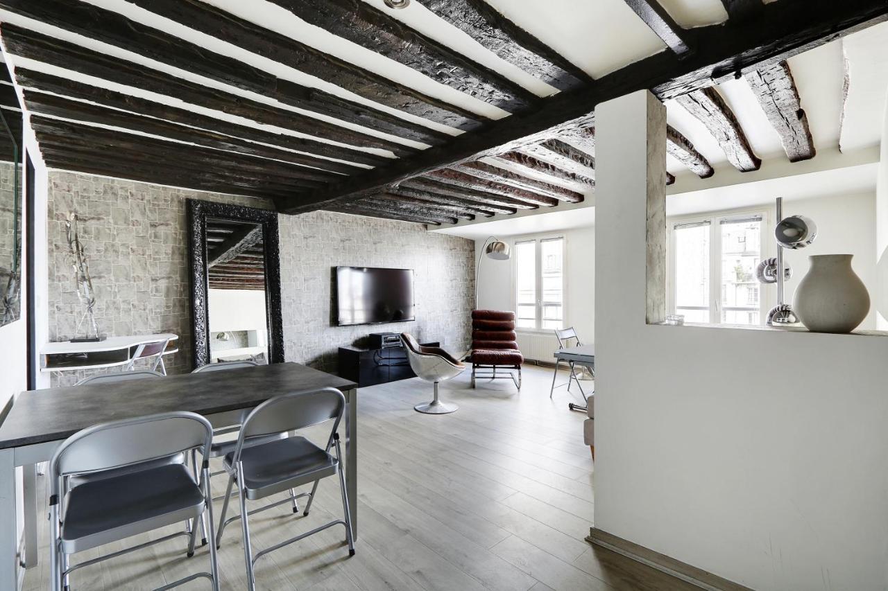 Pick A Flat'S Apartments In Le Marais - Rue Saint Merri Paris Exterior photo